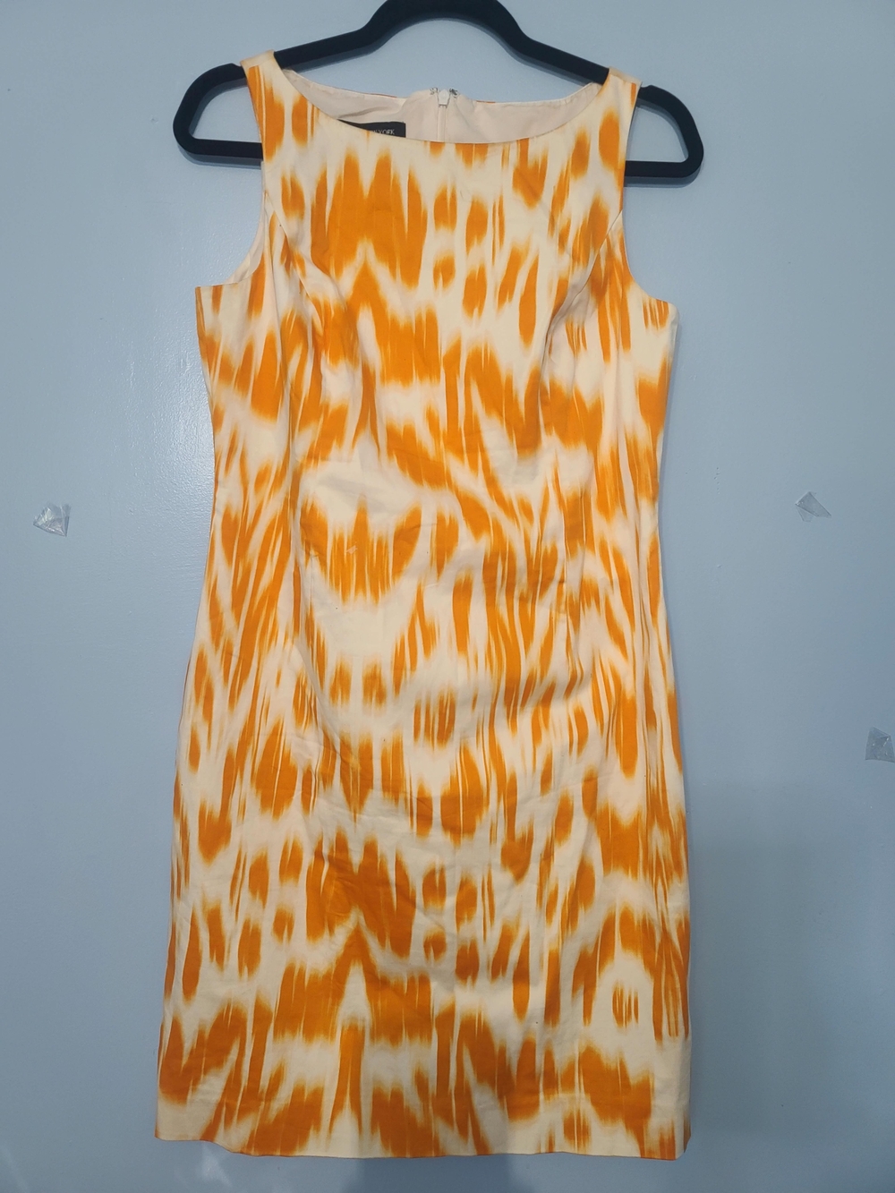 Jones New York Orange and Cream Sleeveless Sheath Dress
